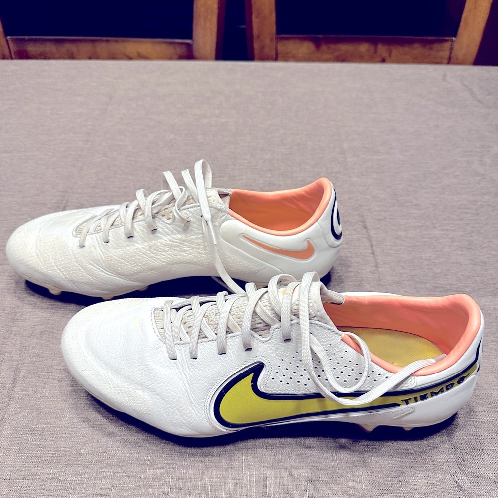 Nike Tiempo Legend 9 Soccer Cleats